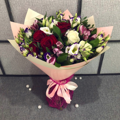 Букет из роз, эустом и альстромерий – гармония утонченности и свежести Ижевск Удмуртская Республика