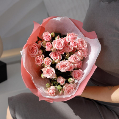 Букет «Поцелуй принцессы»  – нежные кустовые розы в королевском стиле Ижевск Удмуртская Республика